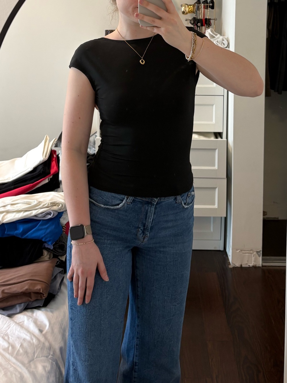Women's Black Cap-Sleeve Fitted Tee Open Back